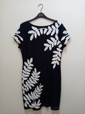 CHRISTMAS PARTY DRESS CONTRAST