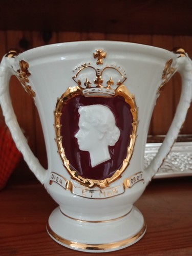 Queens silver jubilee - silver, 1977