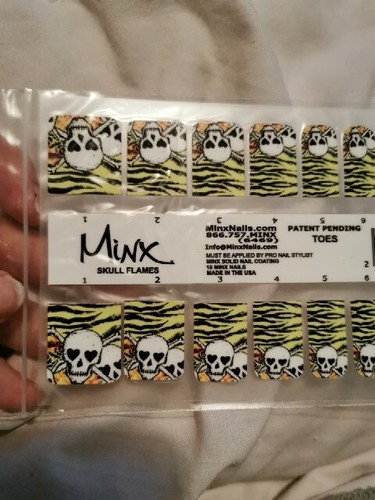 Skull flames minx - skull, (toes)