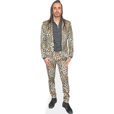 Nuno Bettencourt (Suit) Life