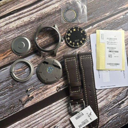 40mm titanium watch - 40mm,