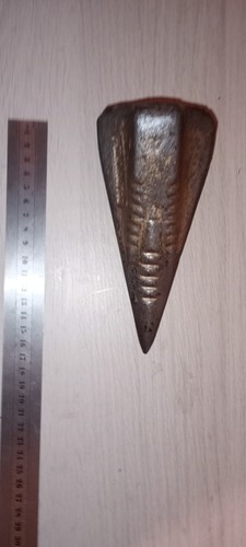 Vintage log splitting wedge