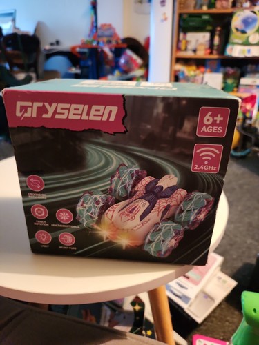 Brand new box - brand, qryselen