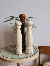 Vintage Wooden Pepper/ Salt/ Spice Mills Grinders Laura Ashley/T& G Woodware LRG