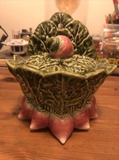 Majolica Olfaire Radish Lidded