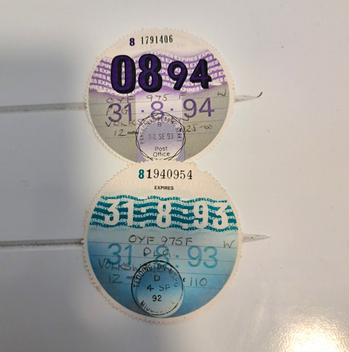 Vehicle tax disc licence - uk,