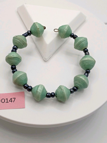 Green beaded wire - &,