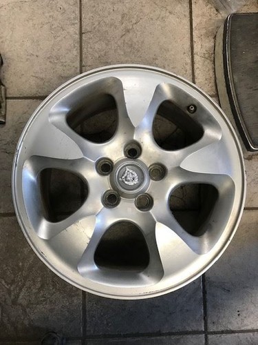 Wheel road alloy - alloy, vin