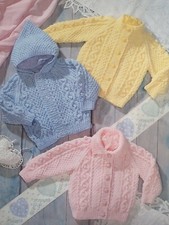 ARAN BABY COLLARED/HOOD/ROUND