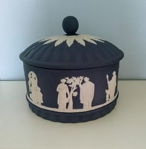 Wedgwood portland blue - wedgwood,