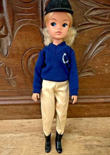 Vintage sindy doll 2nd gen - sindy,