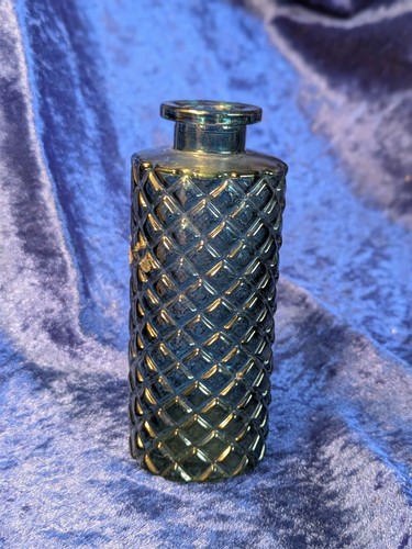 Bud vase stem - |, small