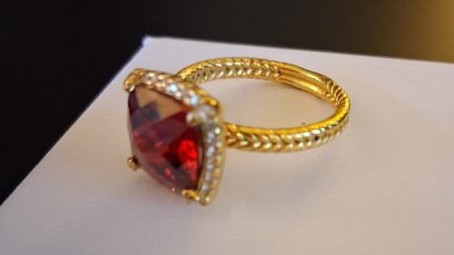 Garnet ring simulated - simulated,, gold