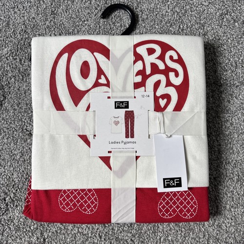Ladies red white heart - &,