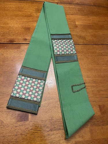 Vintage green multi colored