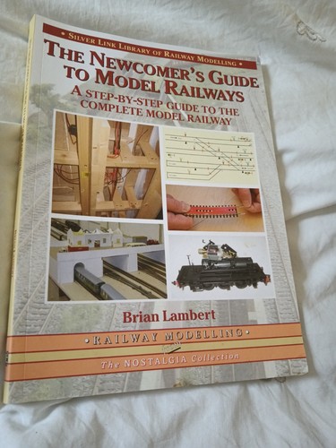 The newcomers guide - guide, model