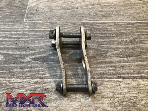 Yamaha 125 engine brackets - yamaha,