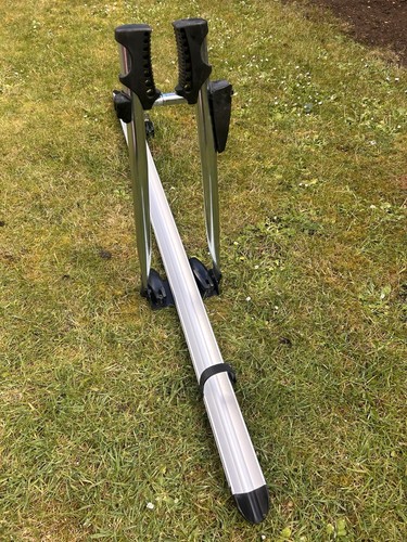 Roof mounted cycle carrier - roof,