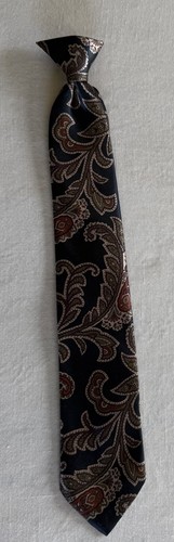 Ketch paisley silk clip - paisley, clip-on
