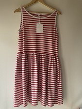 Cabbages & Roses Stripped