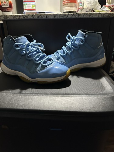 Jordan pantone size 10 - 11,