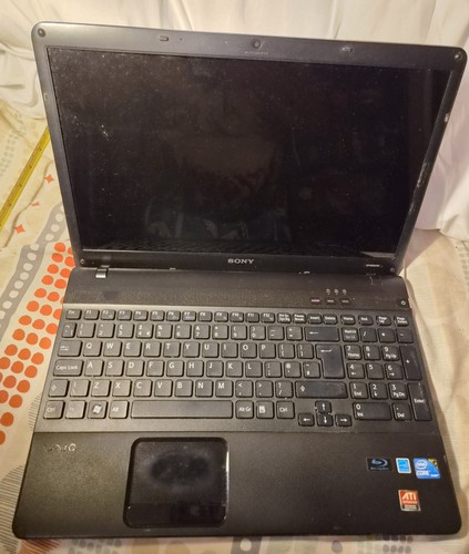 Sony vaio pcg 71211m laptop - vaio, pcg-71211m