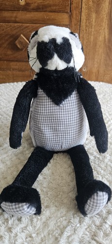 Dora designs badger - dora,