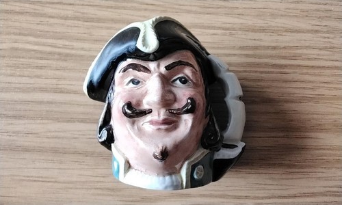 Royal doulton character jug - royal,
