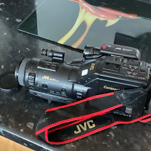 Jvcc compact vhs handheld - compact,