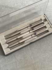 Vintage Parker 25 Fountain Pen