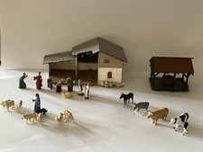 HO Noch Stable of Bethlehem with figures