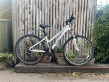 Giant Boulder Mountain Bike