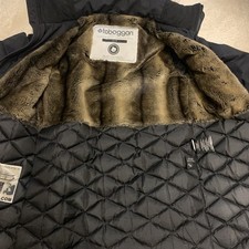 TOBOGGAN Canada UK Size Small