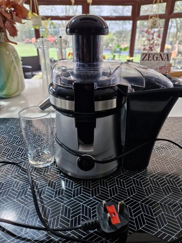 Juicer worls perfectly - juicer,