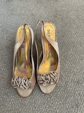 Deep 7 Women’s Shoes Size 5