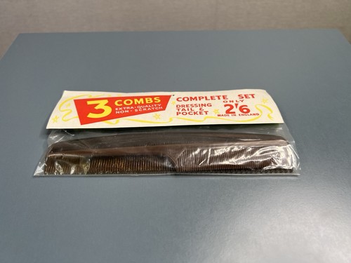 Vintage comb set - vintage, set,