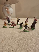 BRITAINS COWBOYS AND INDIANS