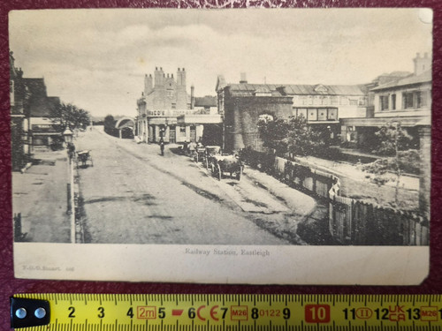 Railway station eastleigh - railway,