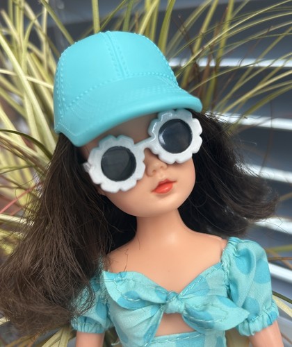 Super cool retro sindy - super,