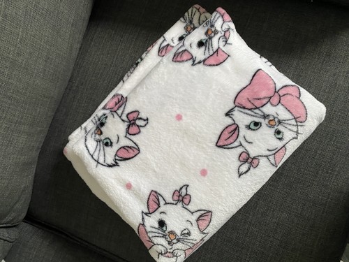 Aristocrats marie cat fleece - aristocrats,