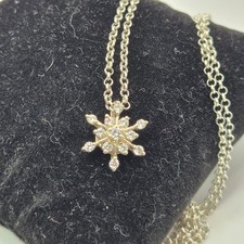 Diamonique QVC Sterling Silver And Cubic Zirconia Snowflake Pendant Necklace 925