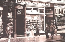 London 1930s J. Lyons Tea Shop