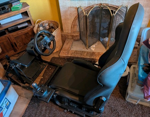 Omega racing rig - racing, with