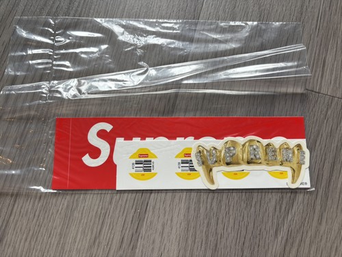 Sealed supreme ss19 - ss19, box