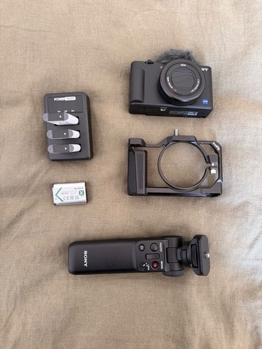 Sony compact vlog camera - sony,