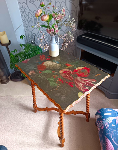 Decoupaged oak wooden side - oak,