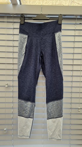 Never worn gym leggings size - worn,, leggings,