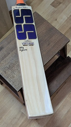 Grainy vintage cricket bat - grainy,