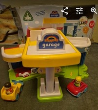 Happyland Garage with Sounds