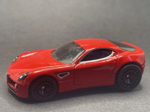 Hot wheels alfa romeo - hot, 8c